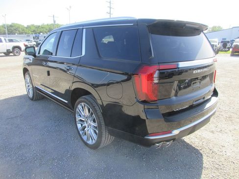 New 2026 GMC Yukon Denali w/ Denali Reserve Package AWD/4WD image 6