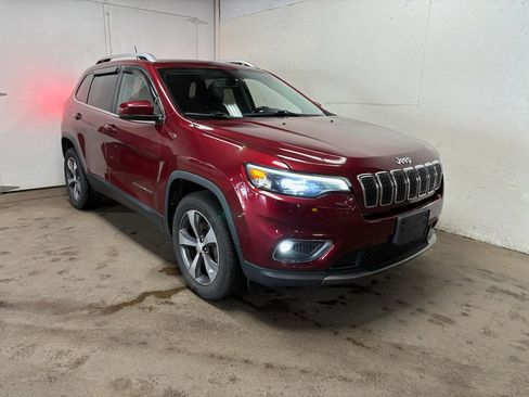 Used 2019 Jeep Cherokee Limited AWD/4WD image 1