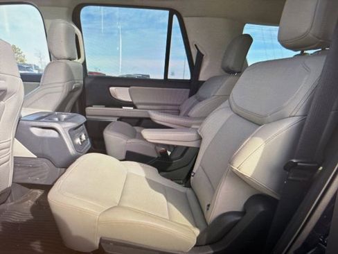 Used 2025 Ford Expedition Max Active image 14