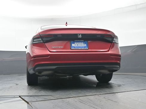 Certified 2023 Honda Accord EX image 32