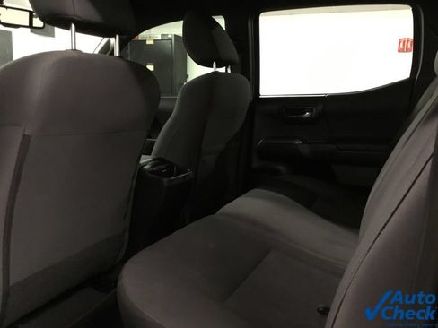 Used 2016 Toyota Tacoma TRD Sport w/ Towing Package AWD/4WD image 30