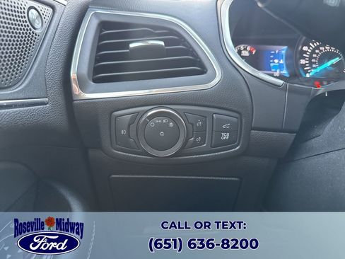 Used 2020 Ford Edge Titanium w/ Class II Trailer Tow Package image 26