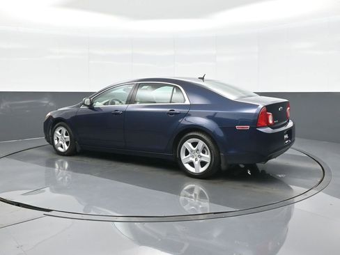 Used 2011 Chevrolet Malibu LS w/ LPO, Protection Package FWD image 5