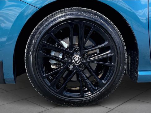 Certified 2025 Toyota Camry SE image 11