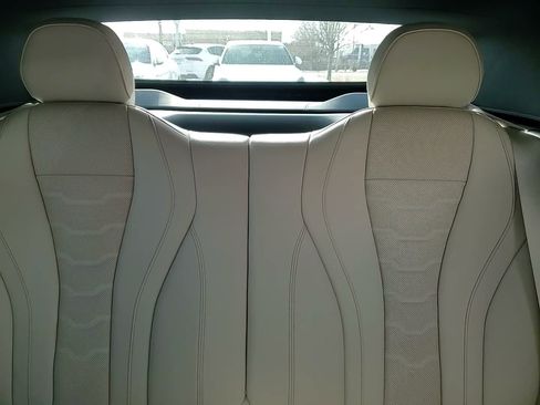 Used 2022 BMW M850i xDrive M850i xDrive image 38