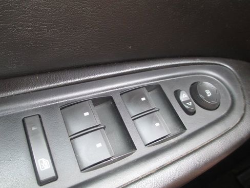 Used 2015 GMC Acadia SLT AWD/4WD image 29