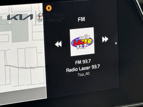 Certified 2023 Kia Niro Wind w/ Wind Preserve Package FWD image 19
