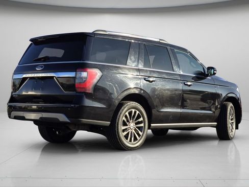 Used 2021 Ford Expedition Limited image 6