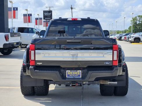 Used 2022 Ford F350 Platinum w/ FX4 Off-Road Package AWD/4WD image 6