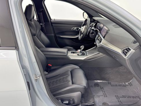 Used 2022 BMW M3 Competition image 16