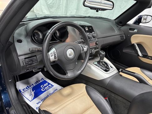Used 2007 Saturn Sky Red Line RWD image 22
