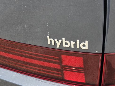 New 2026 Hyundai Santa Fe SE FWD image 5