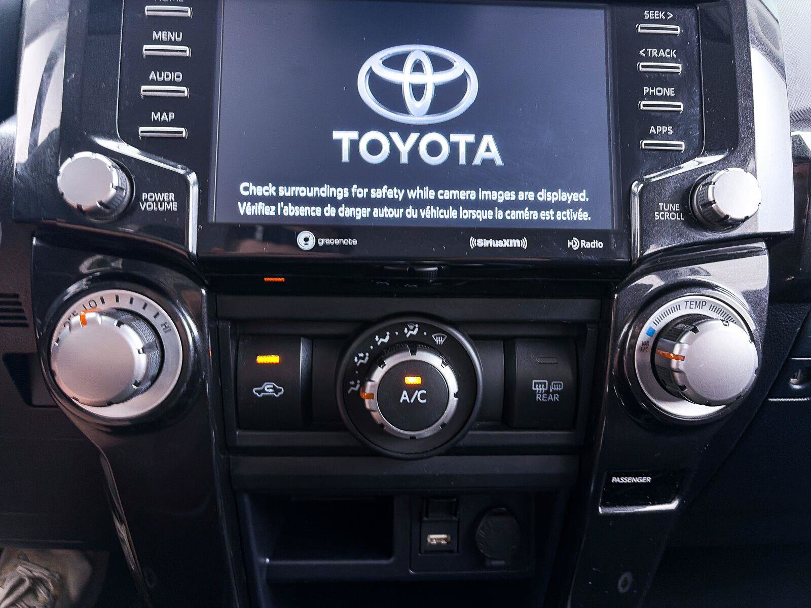Used 2021 Toyota 4Runner TRD Off-Road AWD/4WD image 23