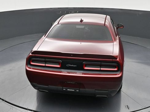 Used 2018 Dodge Challenger SXT Plus RWD image 15