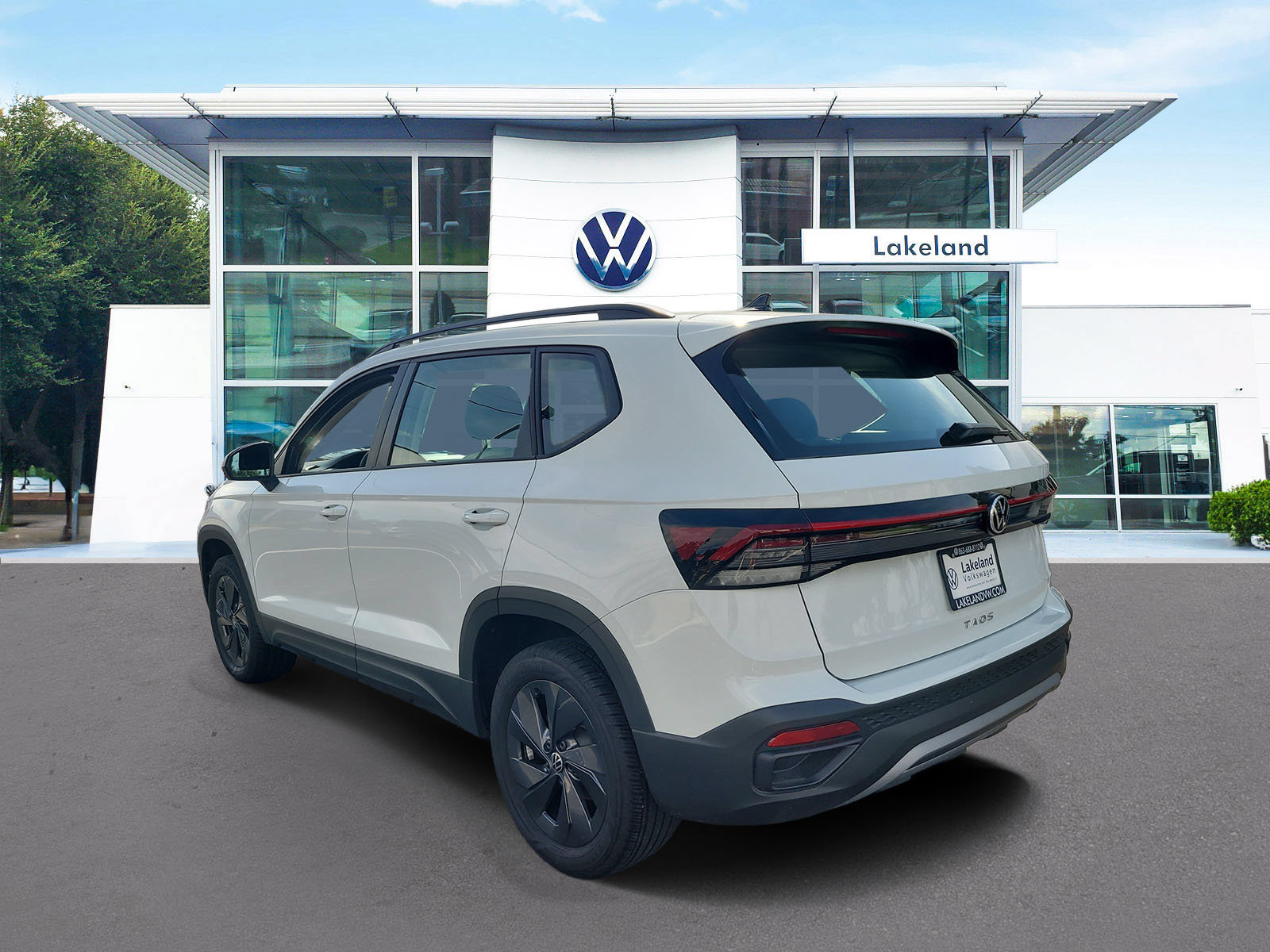 Certified 2026 Volkswagen Taos S FWD image 4