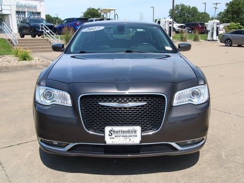 Used 2017 Chrysler 300 Limited w/ Value Package AWD/4WD image 2
