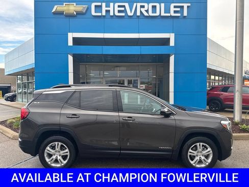 Used 2019 GMC Terrain SLE w/ Driver Convenience Package AWD/4WD image 2
