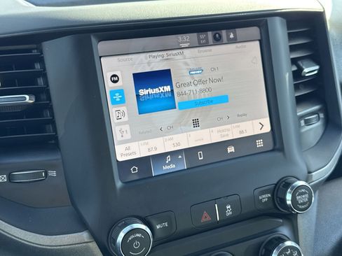 Used 2024 RAM 2500 Tradesman w/ Chrome Appearance Group image 23