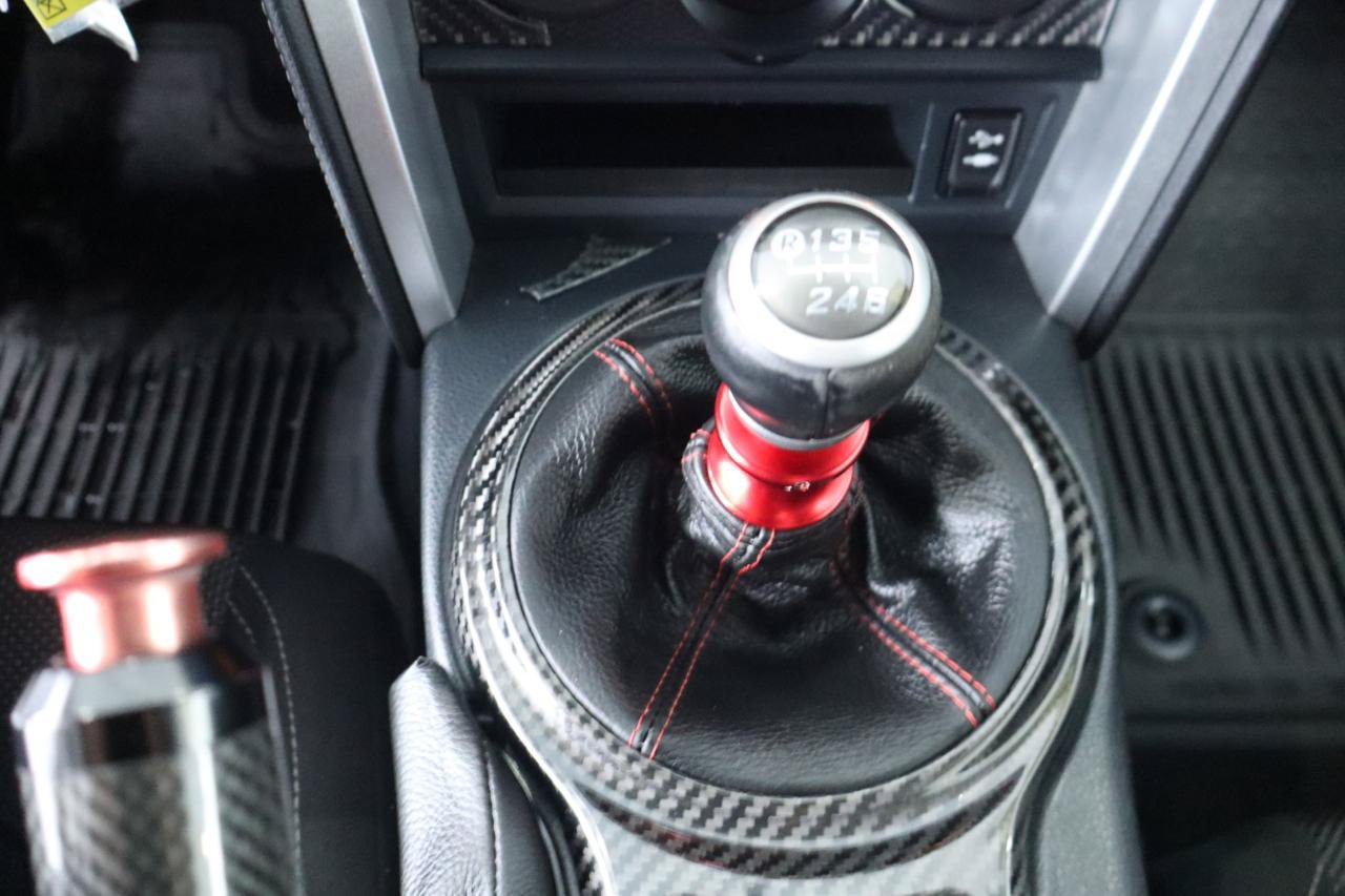Used 2017 Toyota 86 RWD image 22