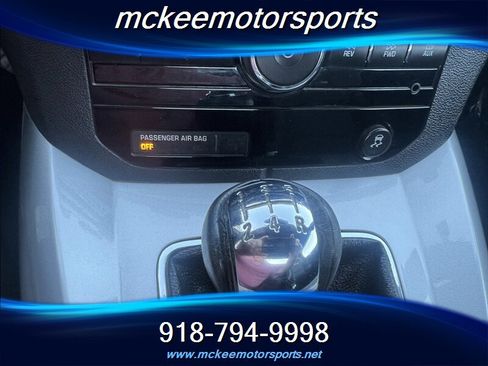 Used 2009 Saturn Sky Red Line image 10