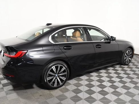 Used 2025 BMW 330i xDrive Sedan w/ Convenience Package AWD/4WD image 7