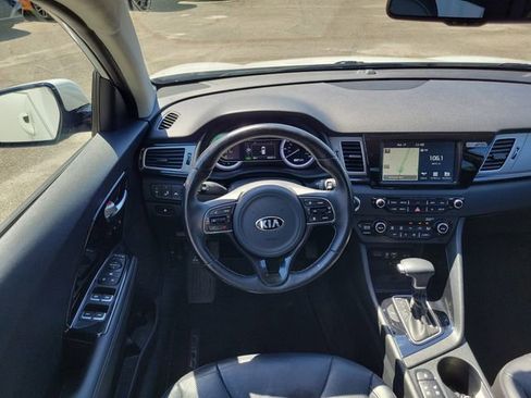 Used 2019 Kia Niro EX w/ EX Premium Package image 26