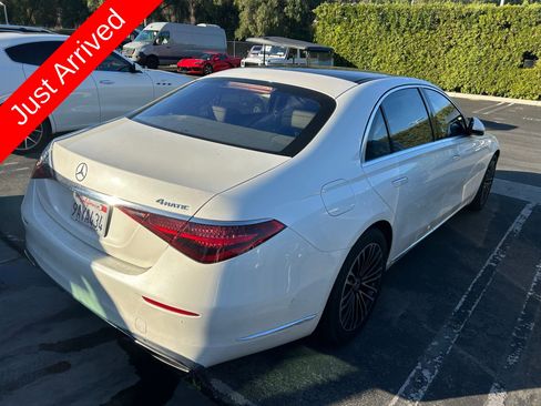 Used 2021 Mercedes-Benz S 580 S 580 image 11