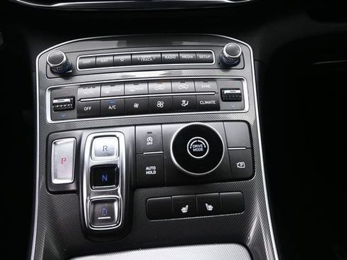Used 2023 Hyundai Santa Fe SEL FWD image 4
