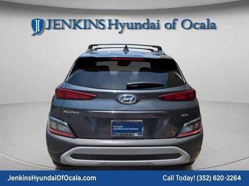 Used 2022 Hyundai Kona SEL image 4