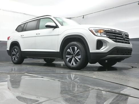 New 2026 Volkswagen Atlas SE FWD image 35