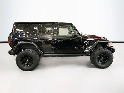 Used 2018 Jeep Wrangler Unlimited Rubicon AWD/4WD image 4