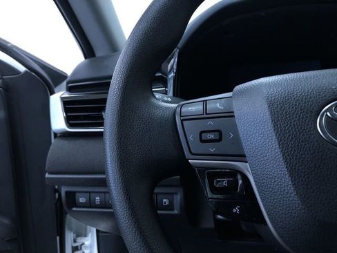 Used 2025 Toyota Camry LE image 26