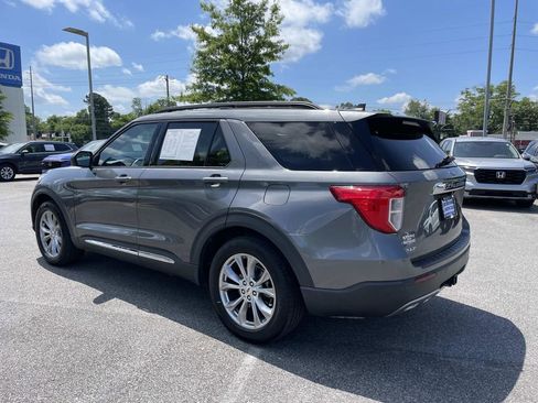 Used 2021 Ford Explorer XLT w/ Equipment Group 202A RWD image 7