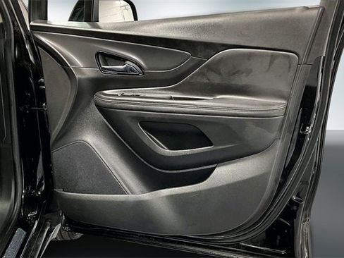Used 2020 Buick Encore Essence image 24