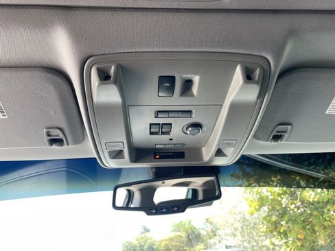 Used 2016 Chevrolet Tahoe LTZ image 24
