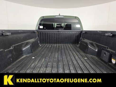 Used 2021 Toyota Tacoma TRD Sport AWD/4WD image 10