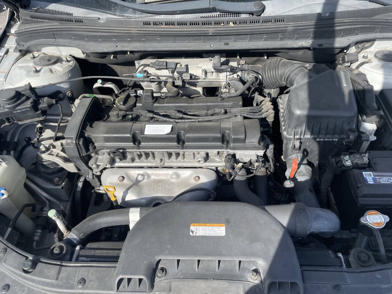 Used 2011 Hyundai Elantra FWD image 15