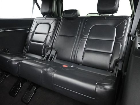 Used 2023 Lincoln Navigator L Reserve AWD/4WD image 21