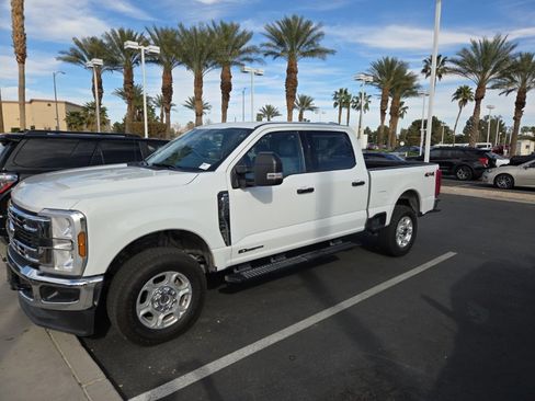 Used 2025 Ford F250 XLT image 1