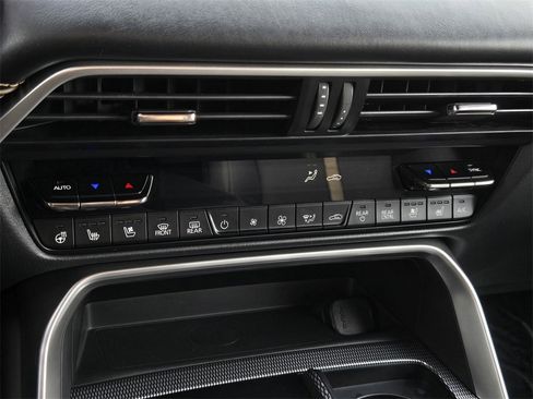 Certified 2025 MAZDA CX-70 Plug-In Hybrid w/ Premium Plus image 23