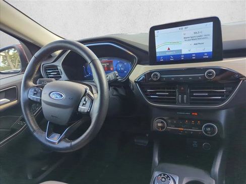 Used 2021 Ford Escape Titanium w/ Titanium Premium Package image 28