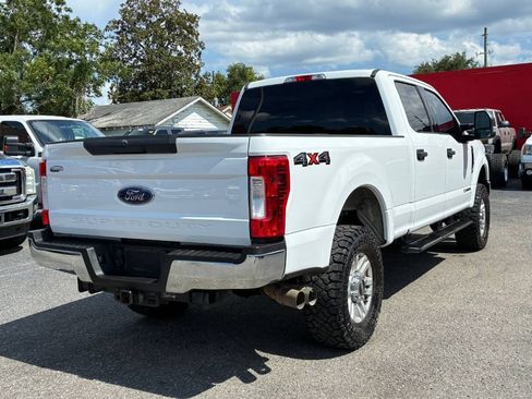 Used 2019 Ford F250 XLT AWD/4WD image 5
