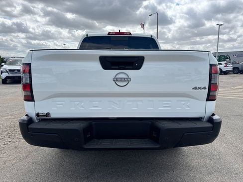 New 2026 Nissan Frontier S image 5