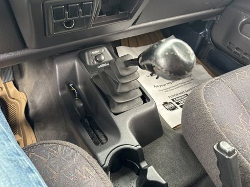 Used 2002 Jeep Wrangler Sport image 20