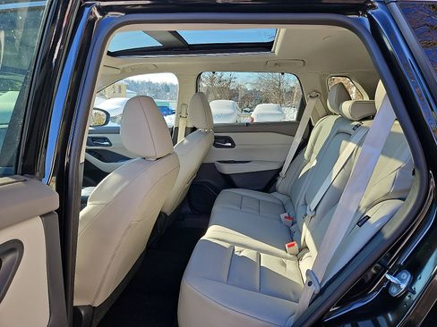 Certified 2023 Nissan Rogue SV w/ SV Premium B Package image 9