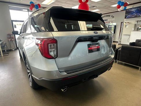 Used 2022 Ford Explorer ST-Line w/ Class IV Trailer Tow Package image 10