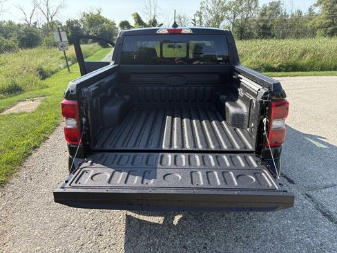 New 2025 Ford Maverick Lobo image 25