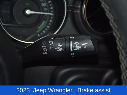 Used 2023 Jeep Wrangler Unlimited Sahara w/ Cold Weather Group AWD/4WD image 14
