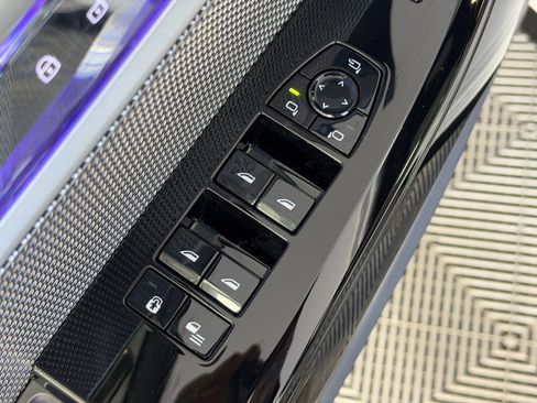 Used 2025 BMW 760i xDrive 760i xDrive w/ Premium Package image 10