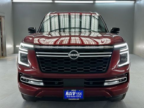 Used 2025 Nissan Armada Platinum w/ Convenience Package RWD image 2